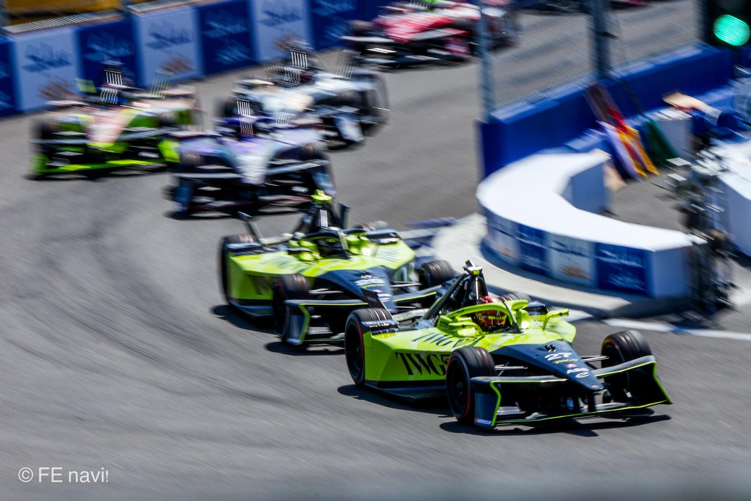 【第11戦 三亜E-Prix 決勝速報】デニスが激戦を制しポール・トゥ・ウィン。アンドレッティはチーム史上初のワンツー・フィニッシュを達成