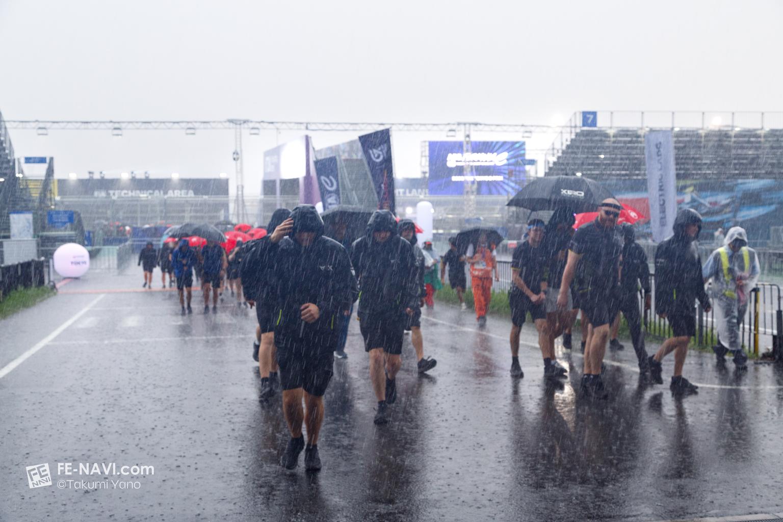 東京E-Prix2日目、雷雨で避難指示・FP3中止。予選キャンセルの可能性も