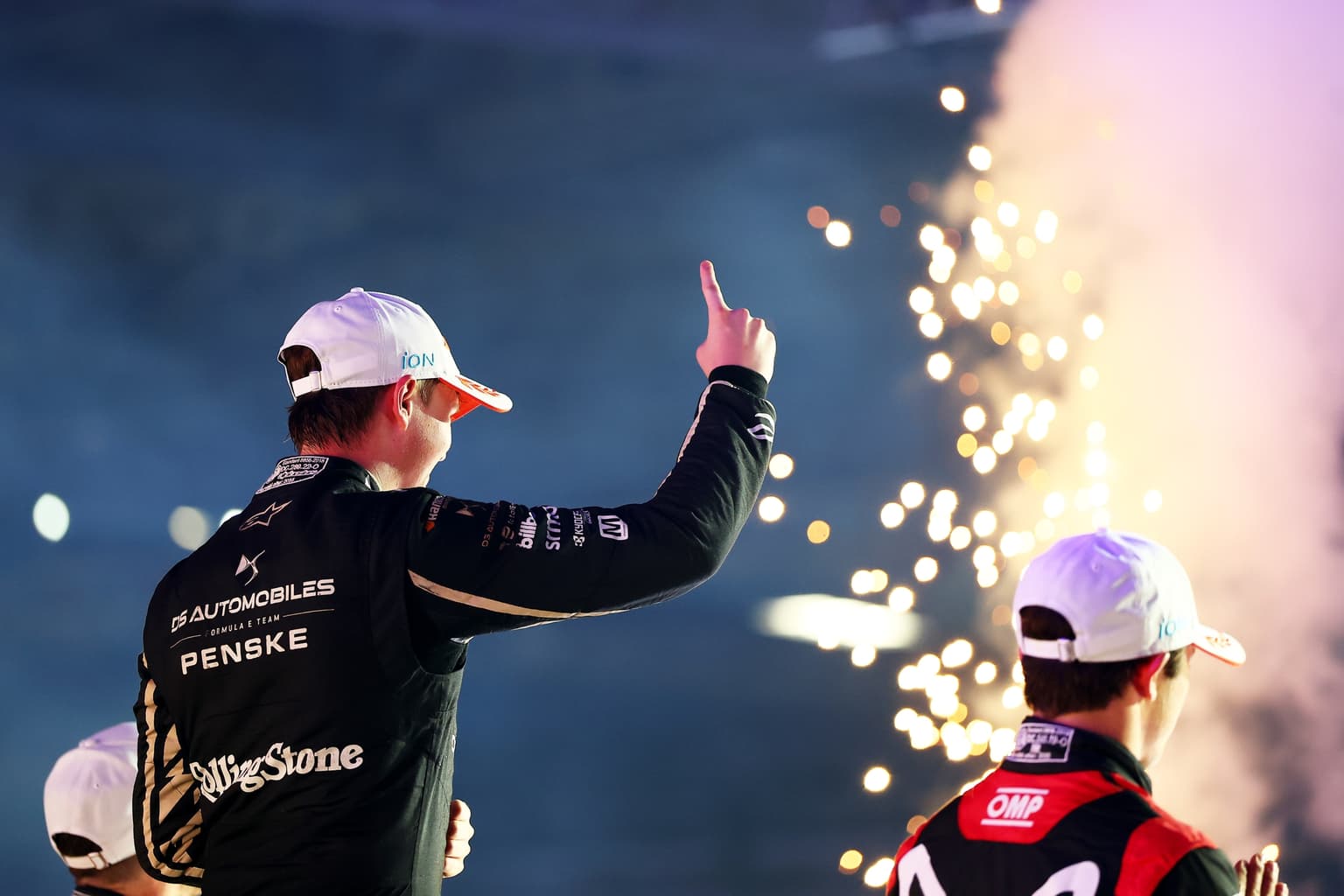 バーナード、史上最年少優勝を飾る　DS11年間の活動に花